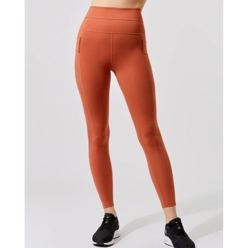 Carbon38 High Rise Cargo Side Phone Pockets 7/8 Leggings Yoga Pants NWT